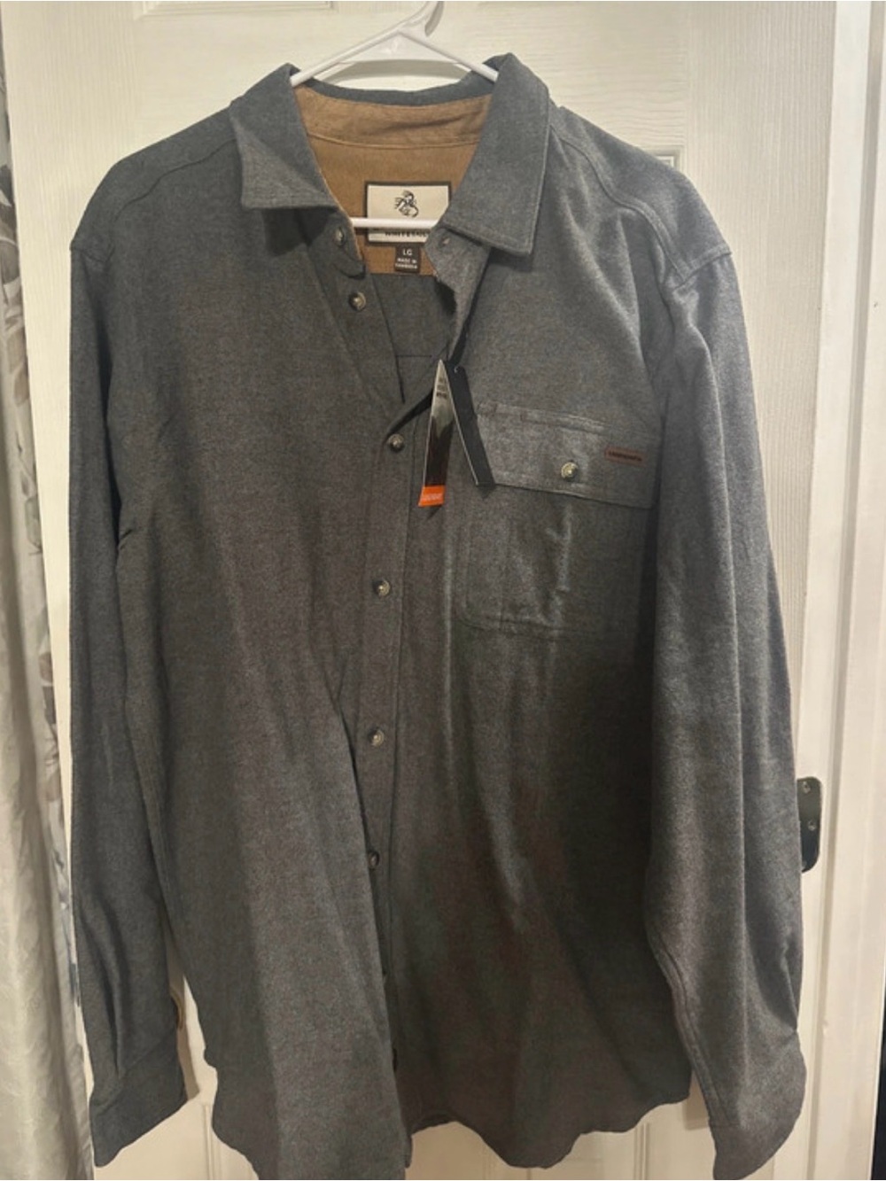 Men's Charcoal Long-Sleeve Casual Button-Down Shirt with Chest Pocket